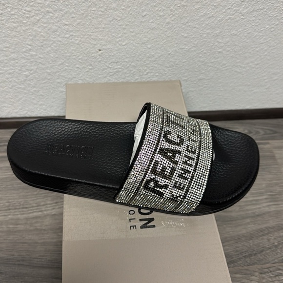 Kenneth Cole Reaction Women's Screen Jewl Slides Flat Sandals - Picture 5 of 6